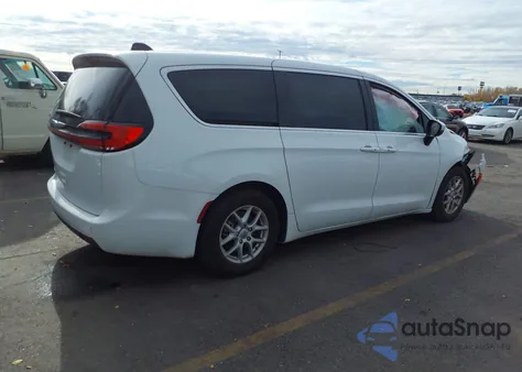 2023 Chrysler Pacifica Touring from USA, damaged, VIN 2C4RC1FG5PR610811